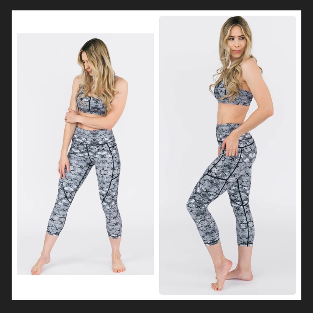 NEW Zyia Active Cobra Metallic Light n Tight Capri 20”